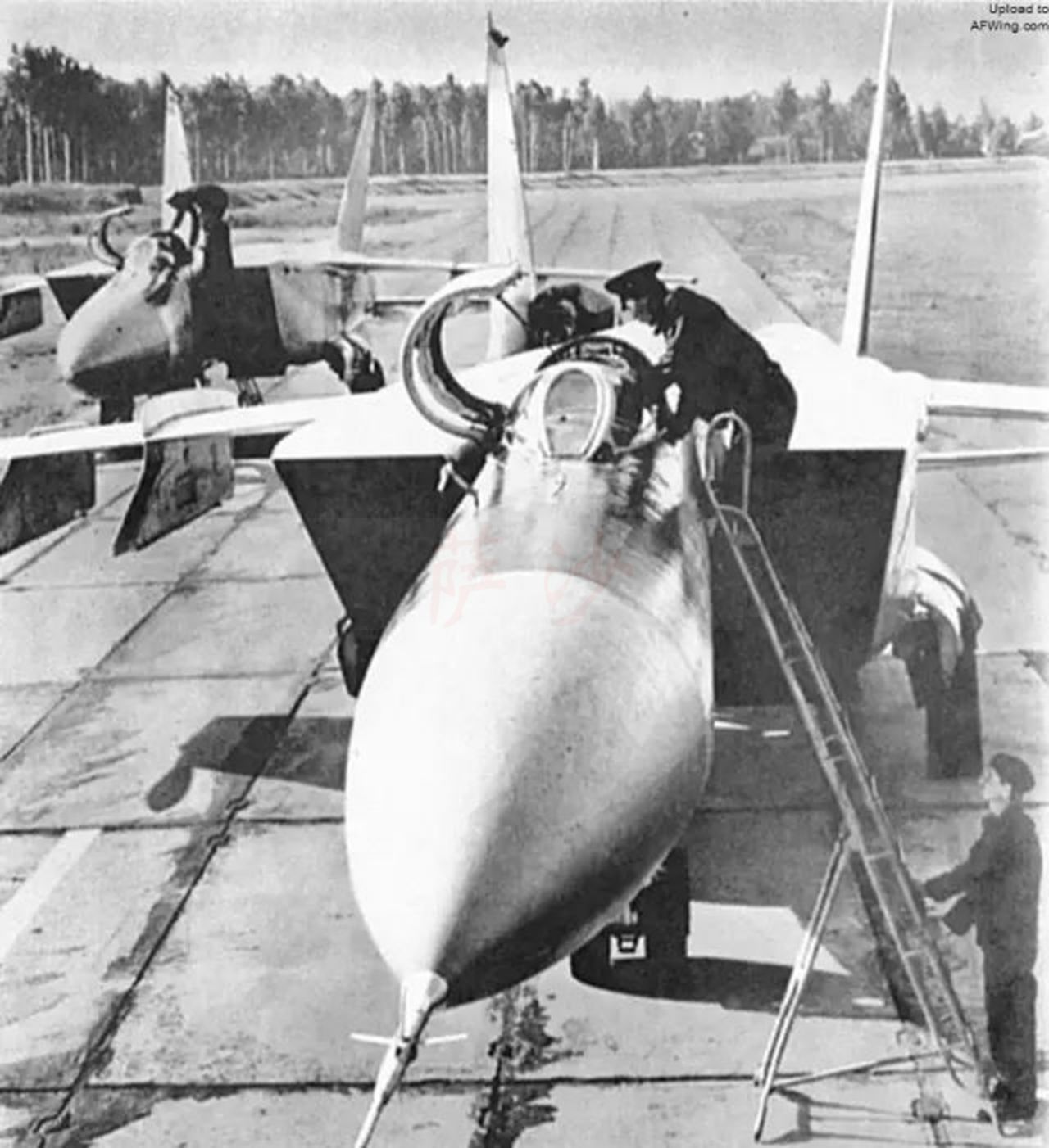 9月6日别连科驾驶米格25叛逃1976年苏联空军战力因此倒退10年