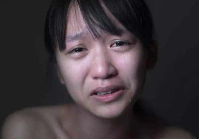 心理学:你觉得哪个女孩在假装哭泣?测出你最近需要防着什么人?
