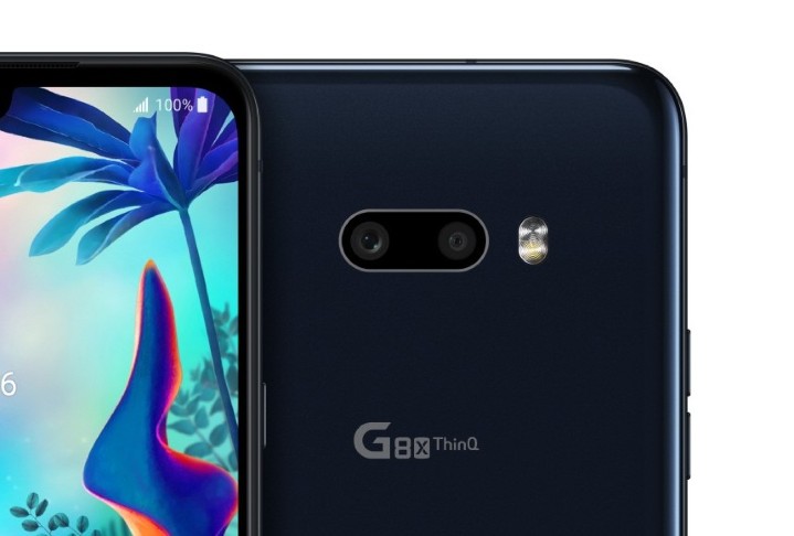 4寸fullvision oled全面屏(水滴型前置镜头)屏幕,使用19.