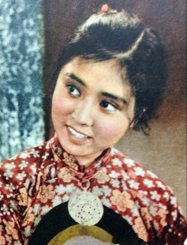 可是在1959年,当陈学洁初中毕业的时候,不满16岁的她,却认为自己已经