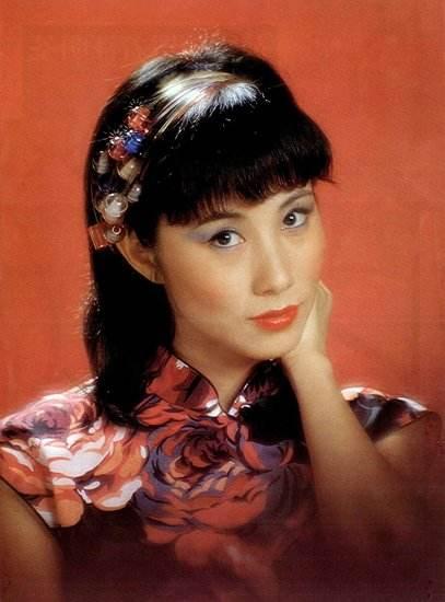 绝对是超然的存在,出道几十年,赵雅芝给我们塑造了非常多的经典形象