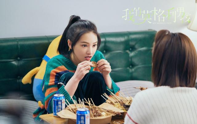 我的莫格利男孩黄灿灿与吴倩同为武大校花风格却不同