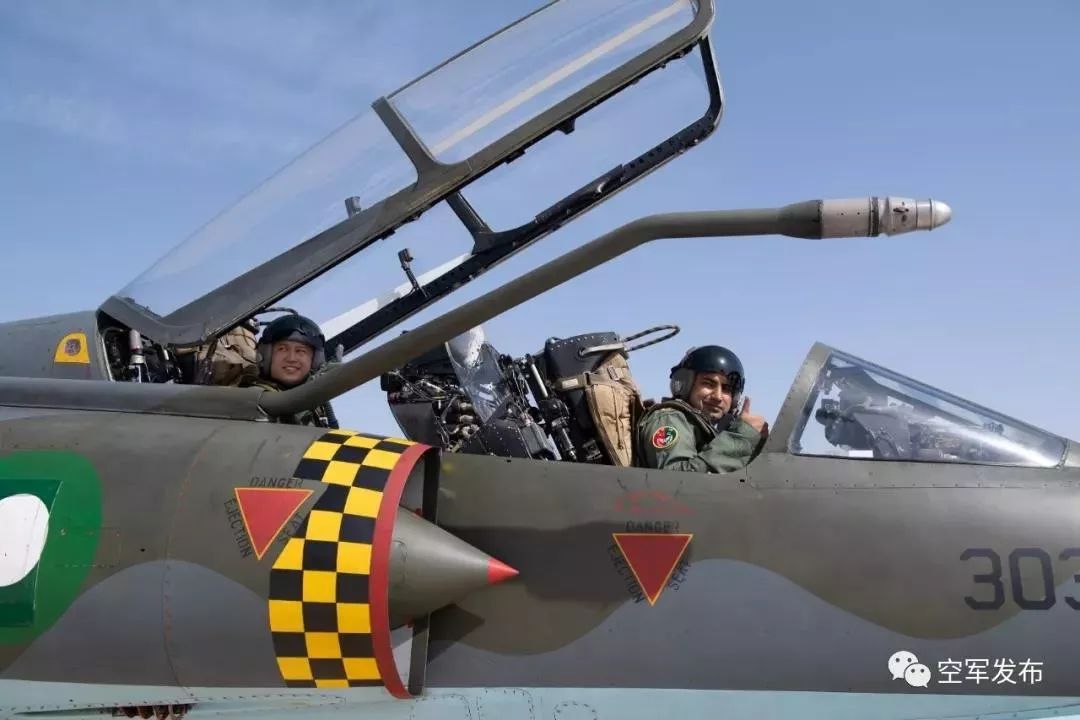 中巴空军"雄鹰-Ⅷ"联合训练9月6日在中国西北某地结训.