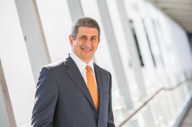 专访新加坡国立大学商学院院长罗安著中国对外开放有助