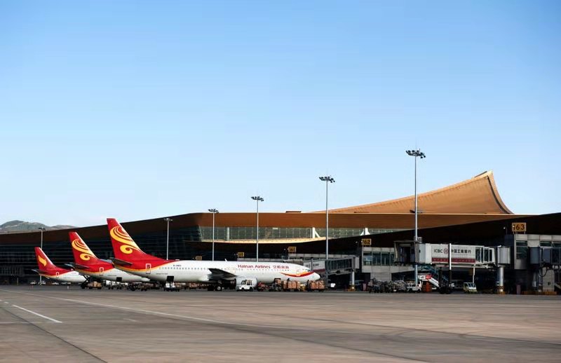 暑运期间云南机场集团15个机场 运送旅客1270.66万人次