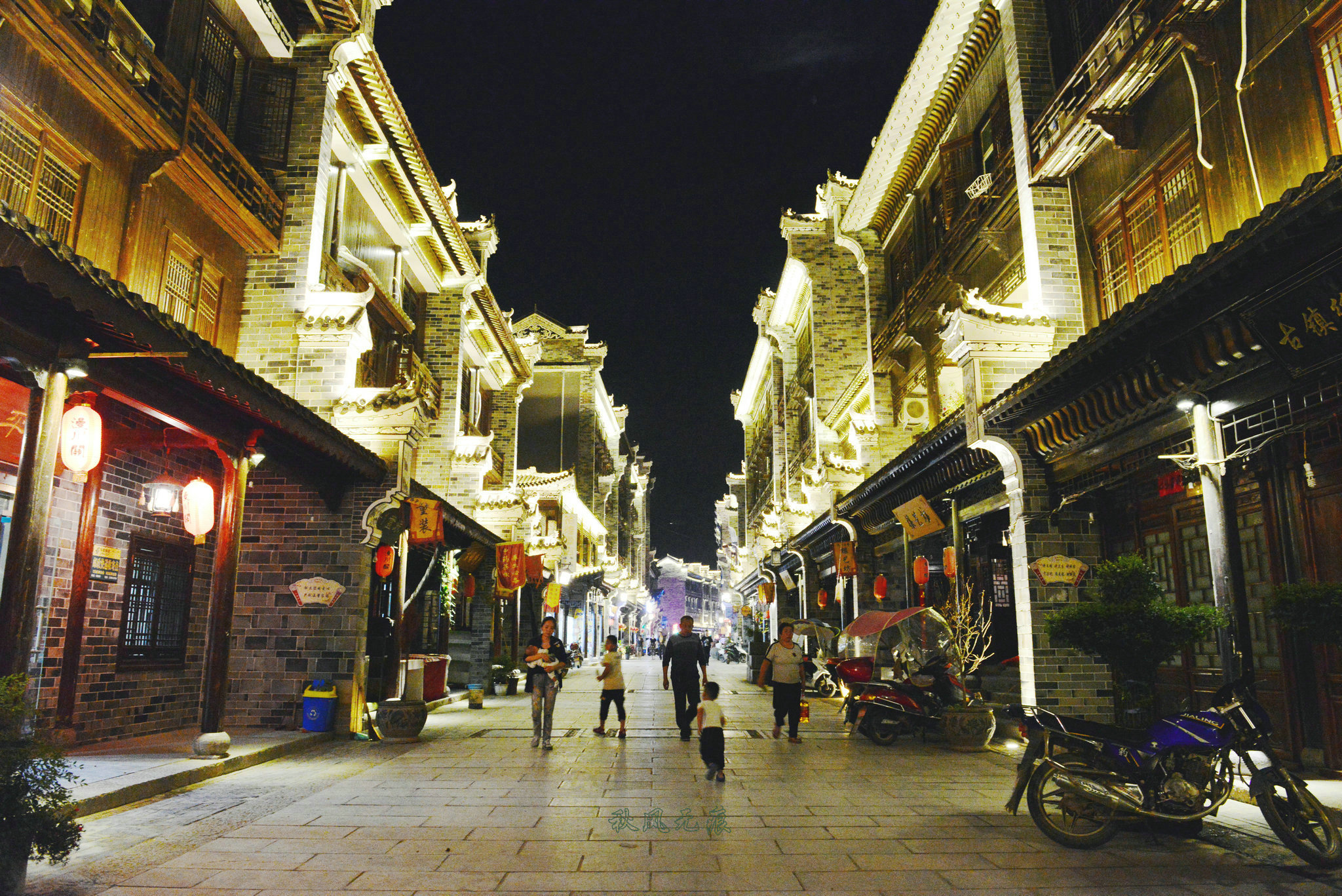 金秋九月跟着无人机游商洛开启秦岭最美旅游季