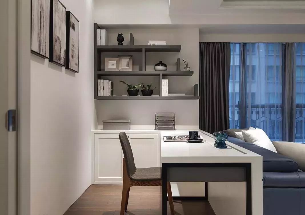 SEO工作室布置桌面