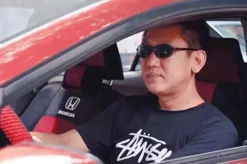 开车选择墨镜的误区