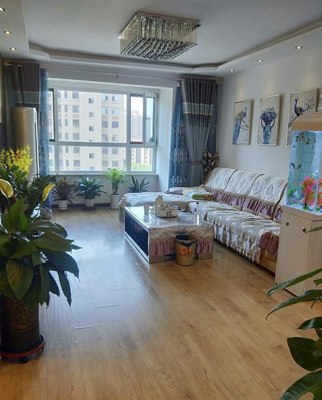 表姐家新房,如此装修真心丑爆!一进门把我看呆,按耐不住晒晒