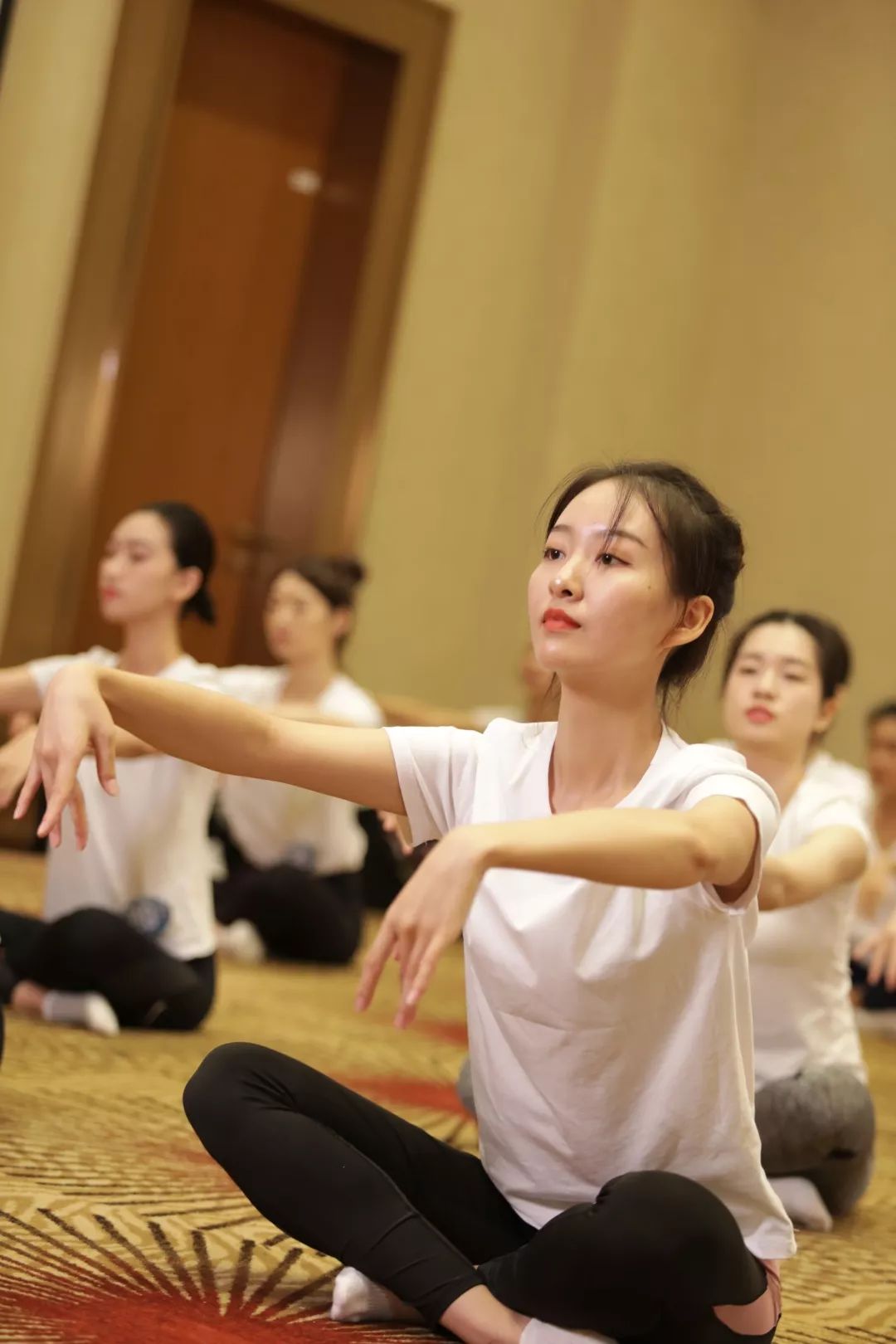 善舞者,灵魂有香气的女子|古典舞|身韵|夏令营_新浪新闻