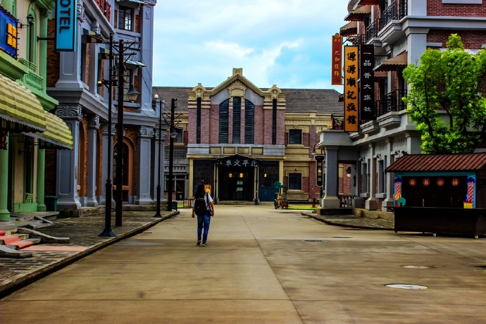 中国海影城,一座具有民国风的影城,浓缩了民国时期的市井生活!