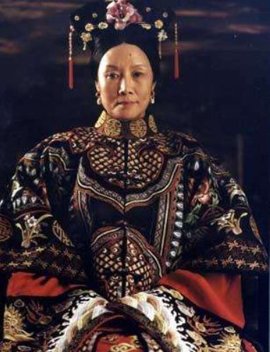 开挂的家庭:女儿是大校军衔,儿子是北电教授,儿媳是国际影后