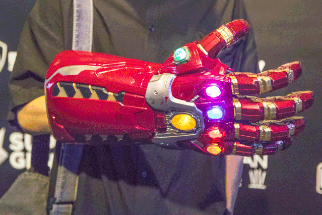 只有3天漫威电影宇宙英雄特展中秋限时特惠钢铁侠重新回归