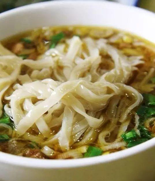 摆汤面陕西户县著名的传统小吃