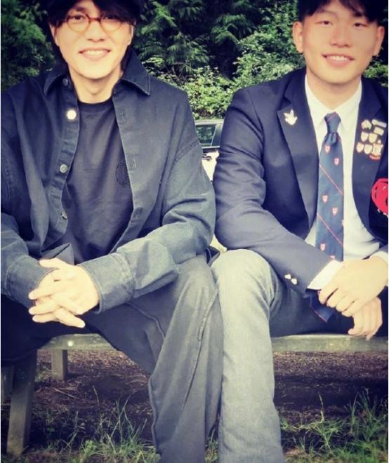 陈坤晒出儿子近照!不像父子像兄弟,儿子简直是欧豪嘎子结合体