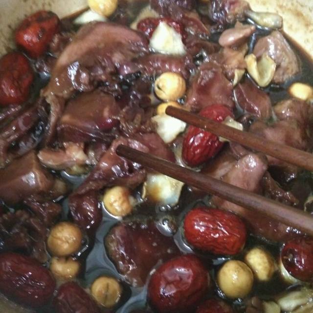 红枣焖猪心香软好吃营养味道太赞了