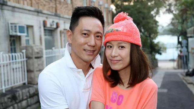 早前,邝文珣挑战自己,与老公决定二拖三出埠,一家五口齐齐前往澳洲游