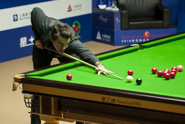 "「史诗级逆转」奥沙利文连扳五局6-5逆转威尔逊 三连冠伟业在望&