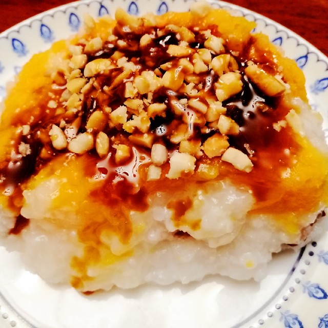 红糖花生脆冰爽糯米糕,红糖和冰爽的糯米融合在一起,口感太棒了