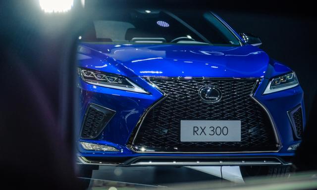 全新雷克萨斯rx300 f sport,蓝焰色涂装