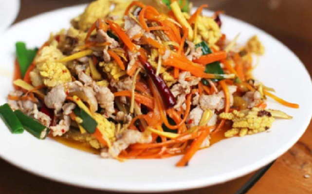 见到棕树花不要扔掉,曾是农村娃的玩具,如今市面上一斤40元