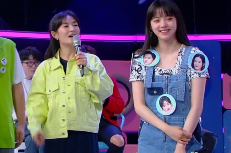 欧阳娜娜快本问谢娜喊娜姐,听到喊吴昕的称呼时,像是姐妹花一样