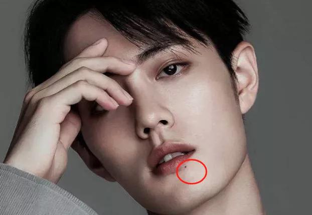 脸上有痣的明星白敬亭眼神魅惑肖战简直帅到骨子里了