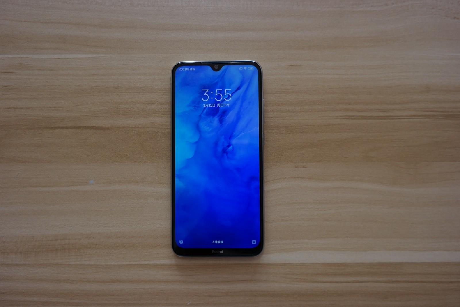 redminote8皓月白开箱图赏玻璃手感好颜值高
