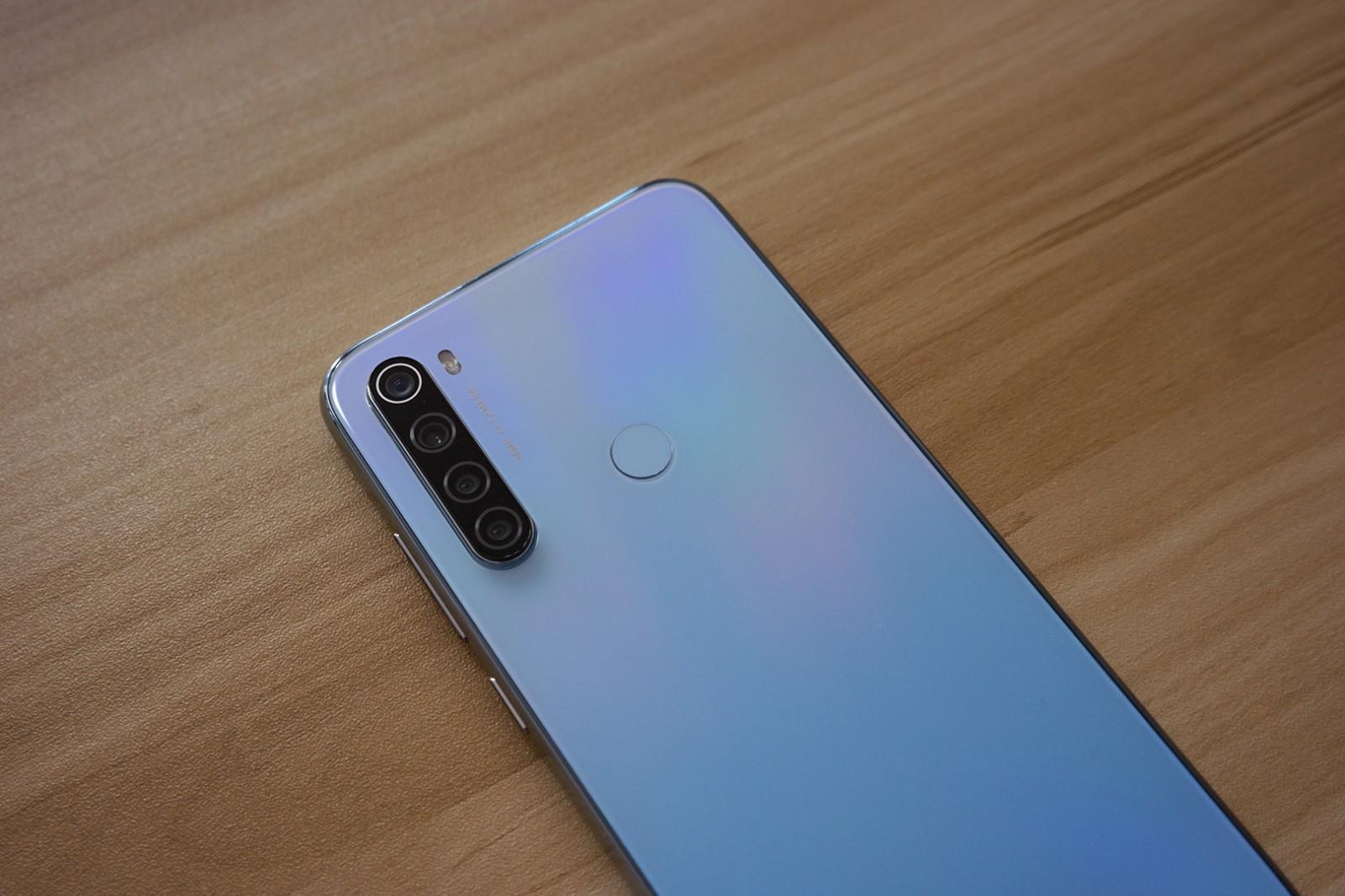 redminote8皓月白开箱图赏玻璃手感好颜值高