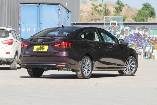 长安最美b级车:睿骋cc,起步价仅为8.49万元