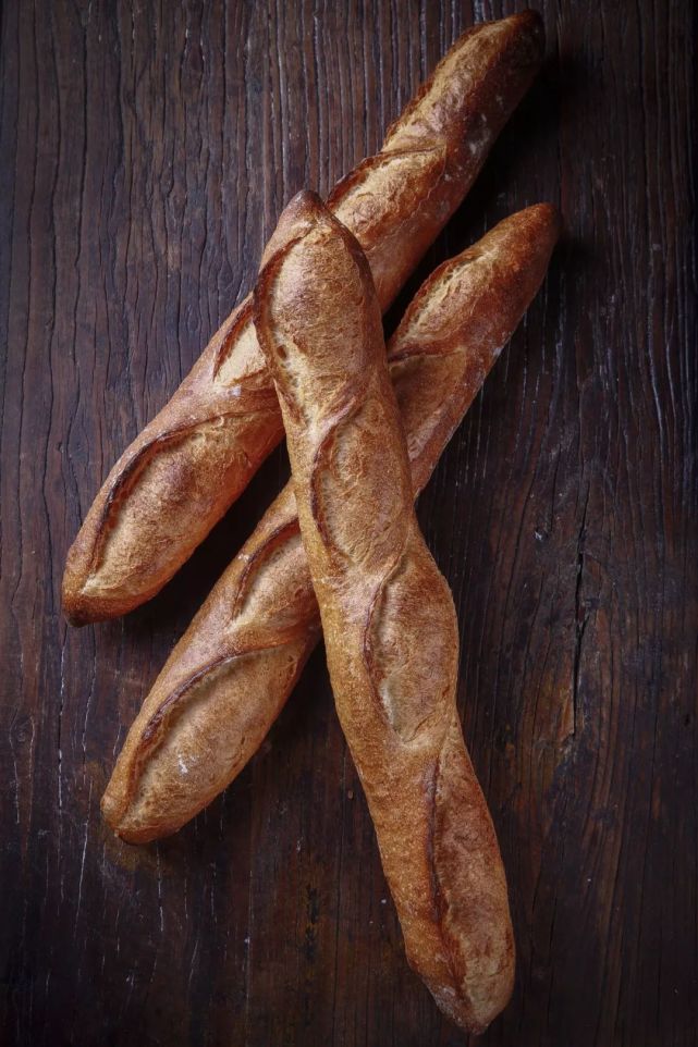 间隔是2厘米每刀的长度是10厘米中斜20度50厘米的法棒划5刀欧式