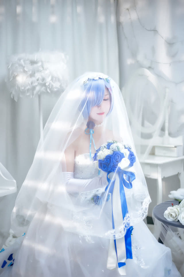 re从零开始的异世界生活cos蕾姆婚纱