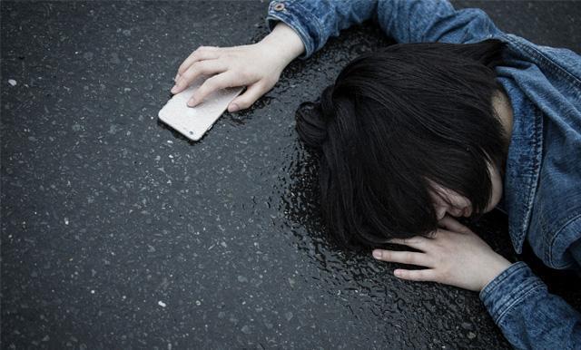 心里再难受,也只会一个人默默承受的生肖