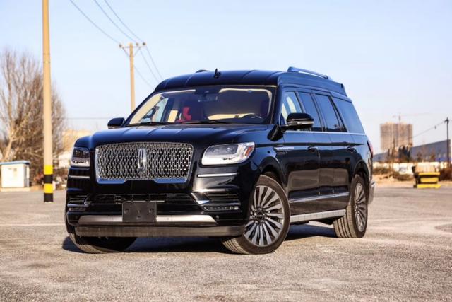 5t领袖一号商务越野车