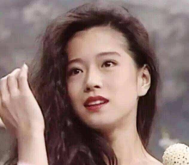 她是徐克心中的初代小倩,这位日本"聂小倩"的一生被渣男所毁