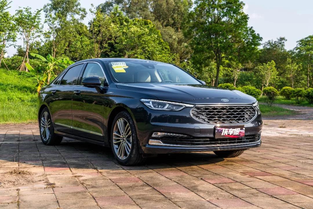 体验长安福特金牛座:一款容易被人忽视的好车【快车体验120】