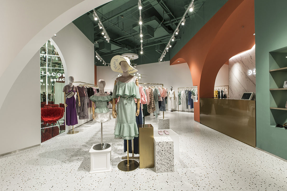 服装店铺设计装修看完这几个实例是否勾起你的购买欲