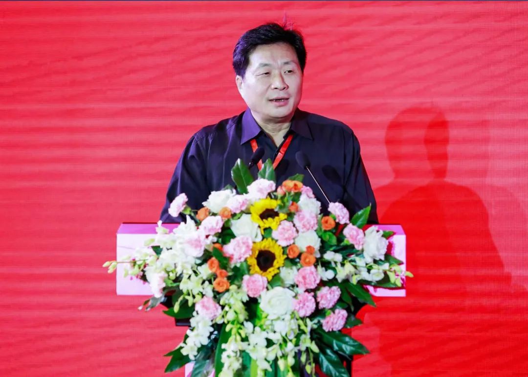 晓新主持,山东省委宣传部副部长,山东广播电视局党组书记,局长李昌文