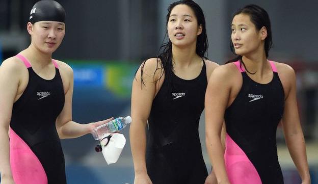 30岁陆滢长相再变美,如今挺大肚即将生子