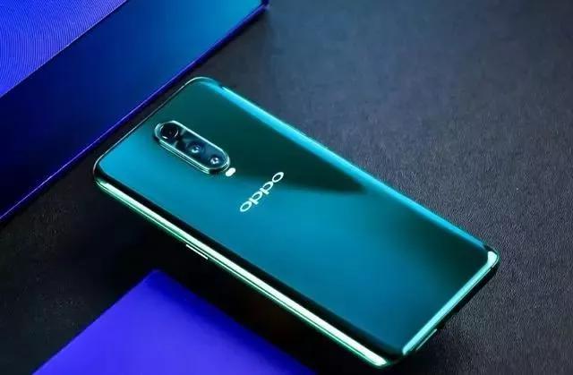 oppor17pro清仓价,2500w前置 50w闪充 6g运行,或将成千元机