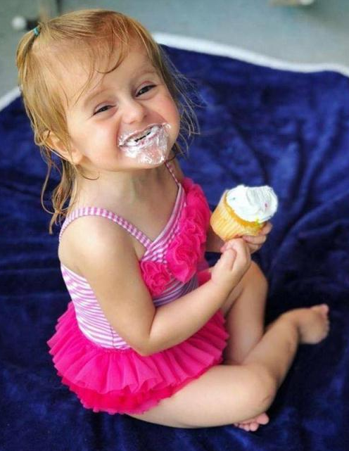 3岁轮椅女孩患骨骼疾病,乐观的她为实现梦想,用独特方式跳芭蕾休闲区蓝鸢梦想 - Www.slyday.coM 3岁轮椅女孩患骨骼疾病,乐观的她为实现梦想,用独特方式跳芭蕾休闲区蓝鸢梦想 - Www.slyday.coM