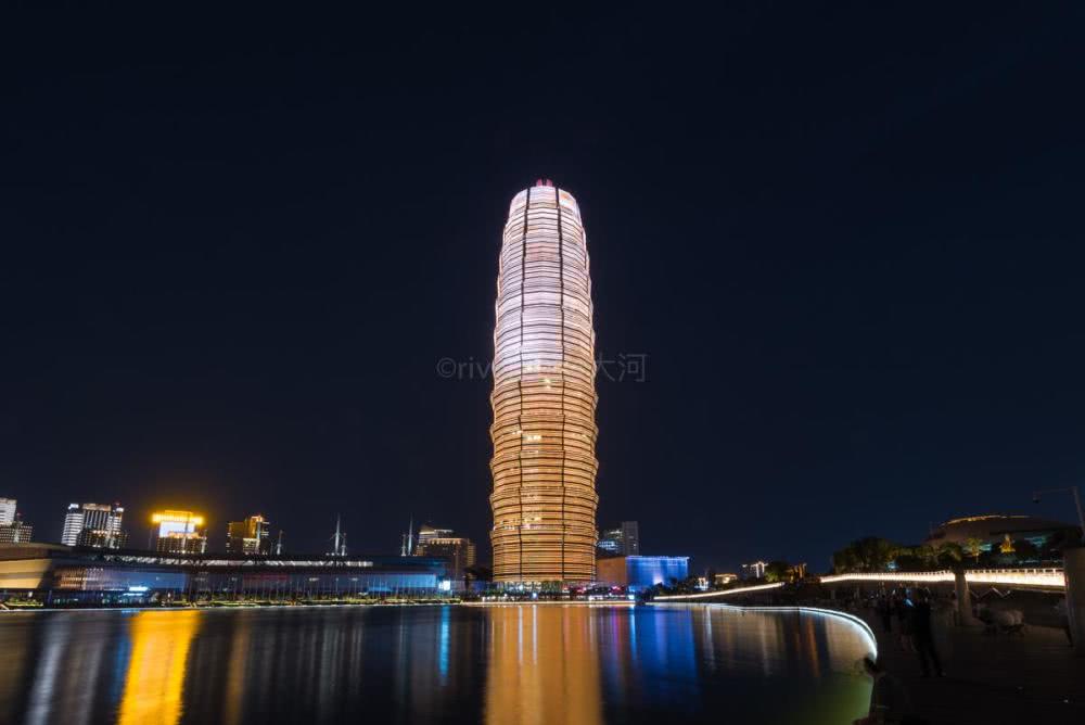 郑州人口中的"大玉米",其实是这座楼,280米成中原第一高楼