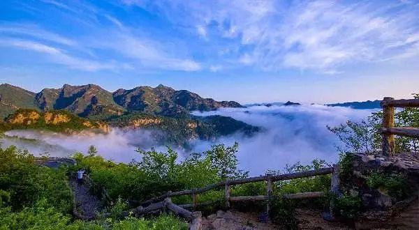 悶熱的夏季要想避暑一日遊您為什麼不去山水懷柔