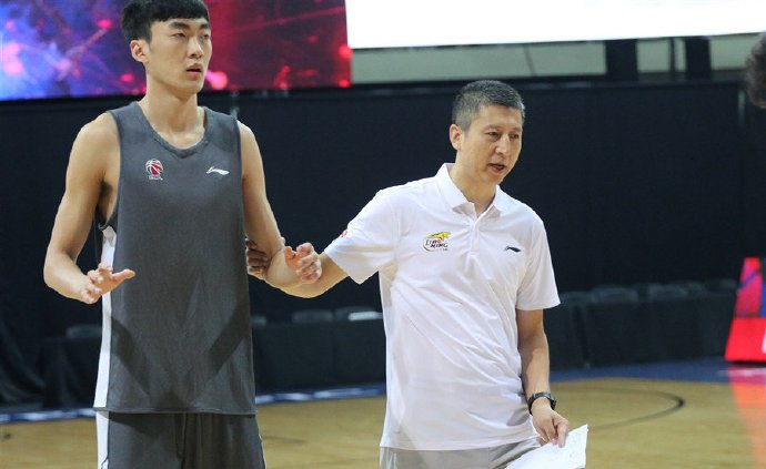 上场的机会,需要画上一个问号,毕竟前面2场比赛,王化东,刘雁宇,刘清政