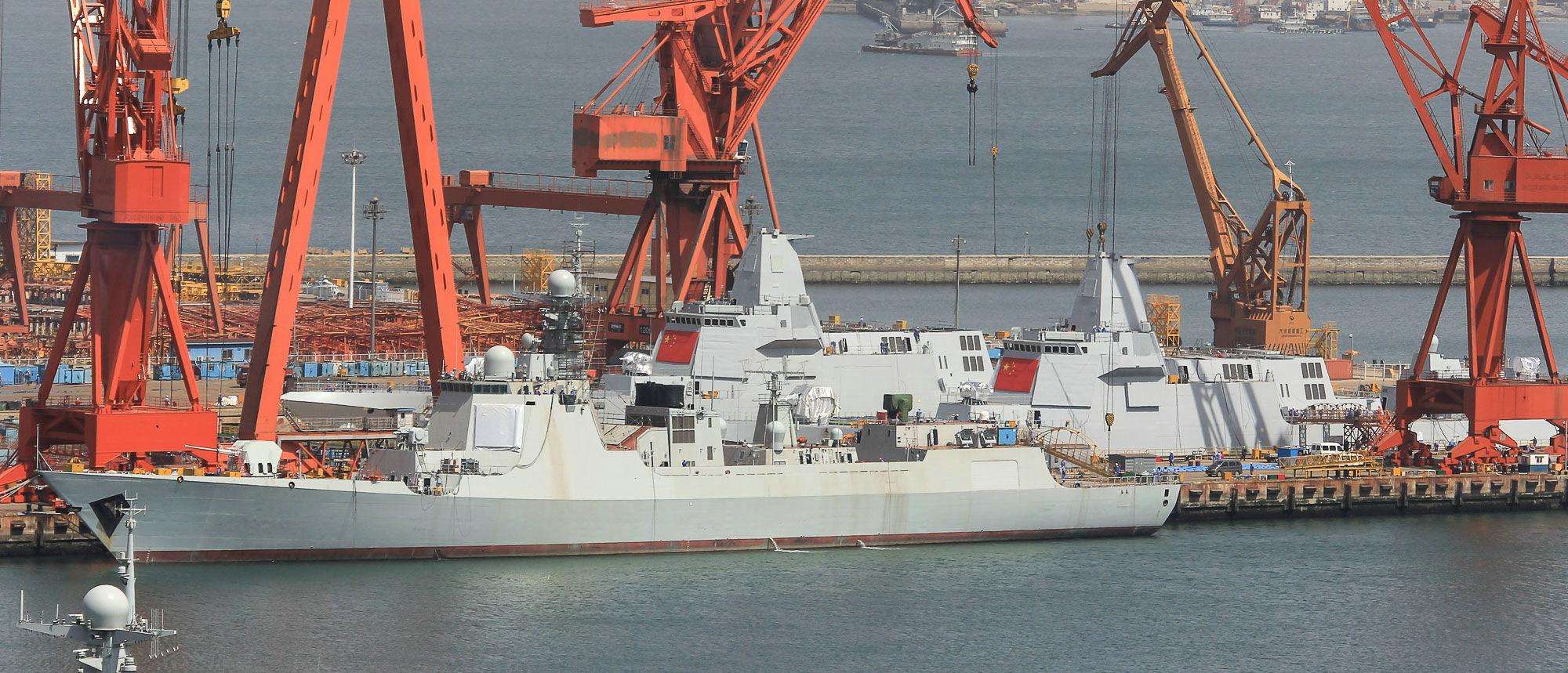 改进型055大驱开建舰艏变化明显或配备电磁炮