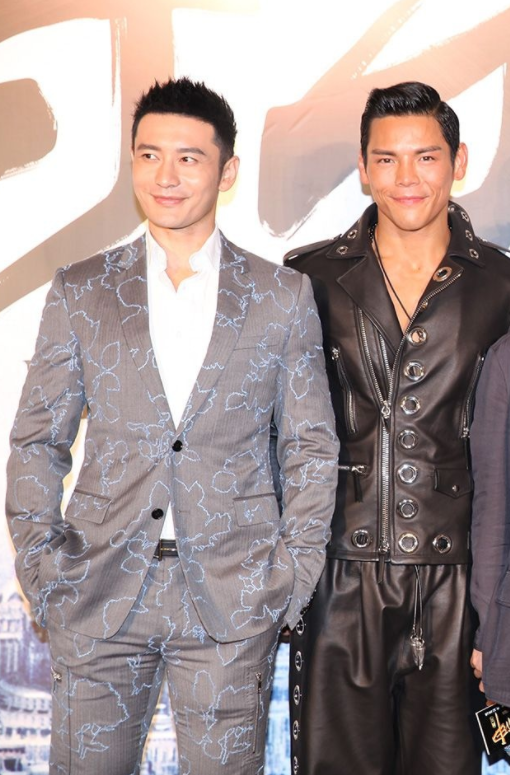 这一届网友太严格了向佐郭碧婷结婚汪峰黄晓明送祝福遭群嘲