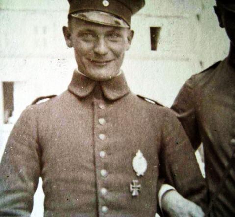 胖子元帅,年轻时相当英俊,而且还是王牌飞行员|赫尔曼|戈林|里希特霍