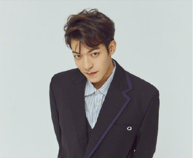 坤音娱乐好刚,称卜凡仍属签约艺人,他解约恐成第二个陈楚生