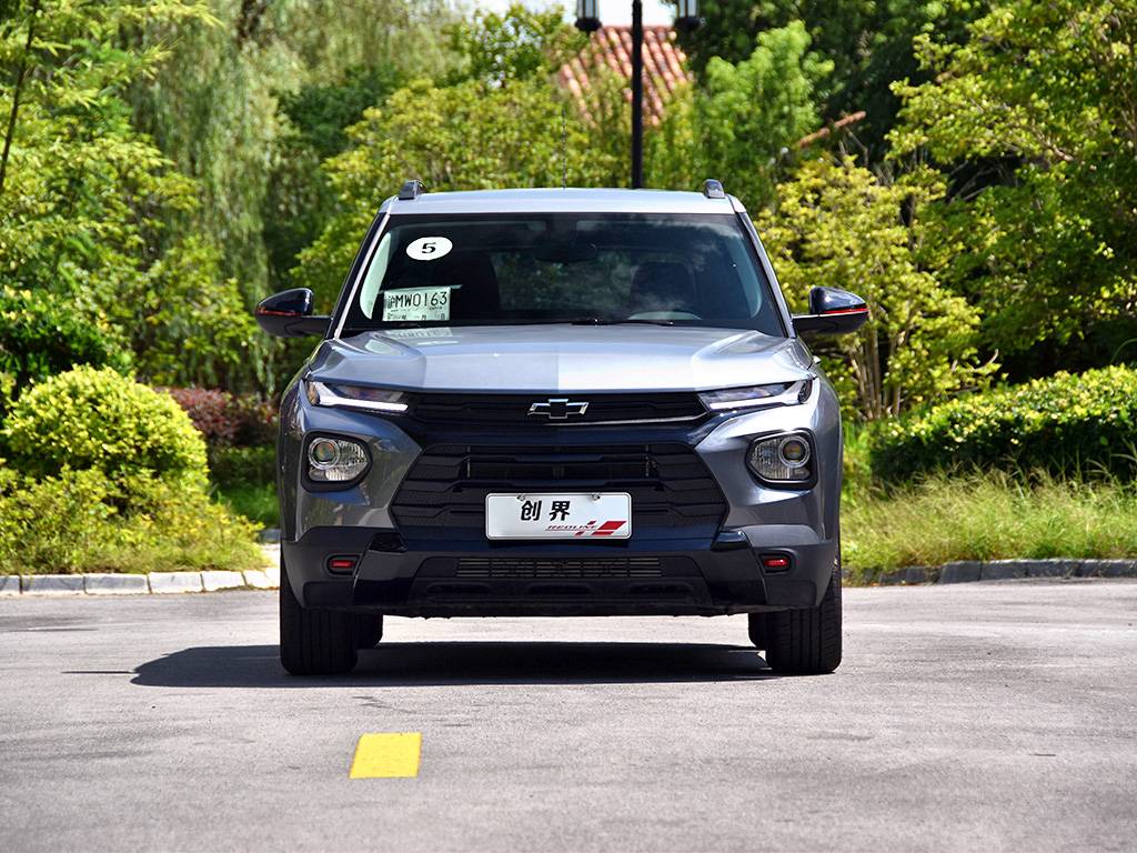 外观个性,动力表现不错 苑叔试驾雪佛兰创界redline