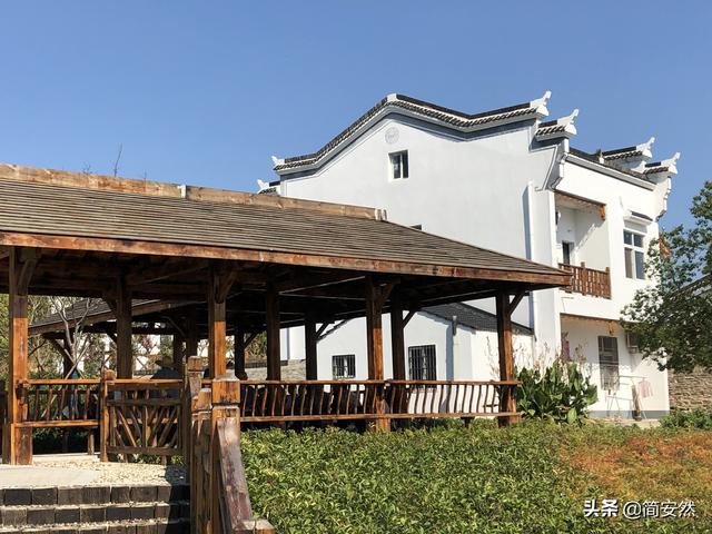 历史名镇黄陂蔡家榨,凤凰寨百姓大舞台,多彩活动庆农民丰收节